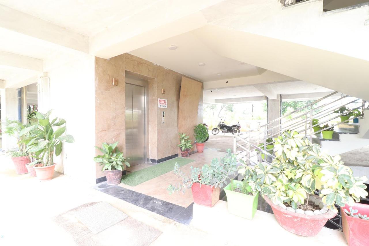 Hotel Jp Royal Dehradun Exterior photo